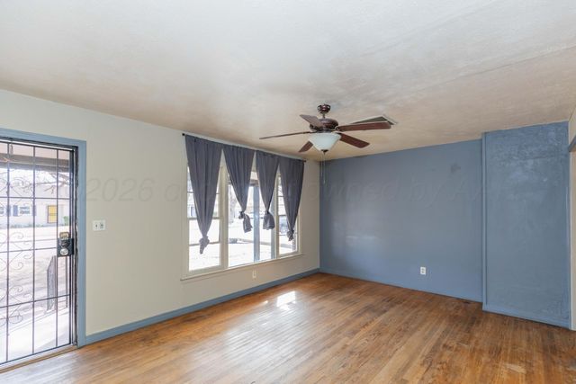 2216 LOCUST Street, Amarillo, TX 79109