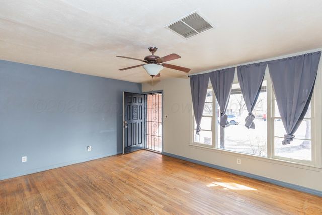 2216 LOCUST Street, Amarillo, TX 79109