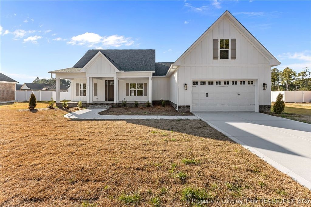315 Baymeadow Bend, Lumberton, NC 28358 — exterior