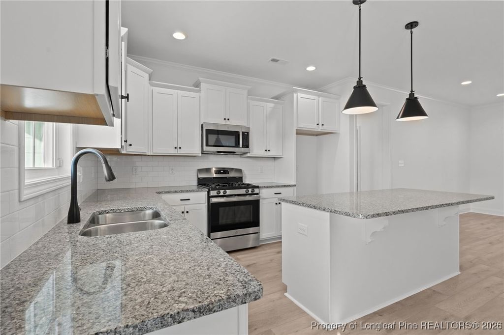 315 Baymeadow Bend, Lumberton, NC 28358 — photo 18