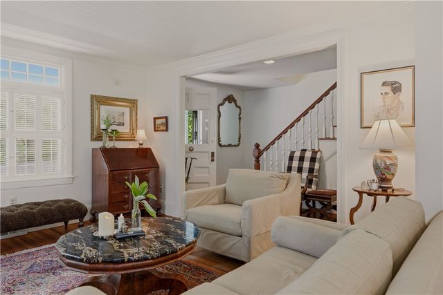 83 Malbone Road, Newport, RI 02840