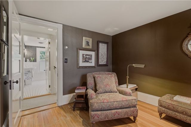 83 Malbone Road, Newport, RI 02840