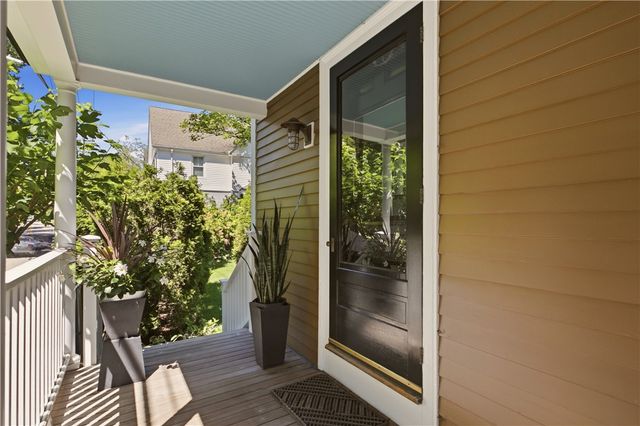 83 Malbone Road, Newport, RI 02840