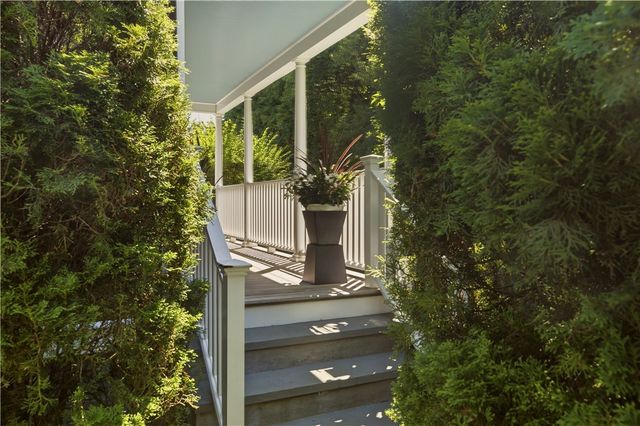 83 Malbone Road, Newport, RI 02840
