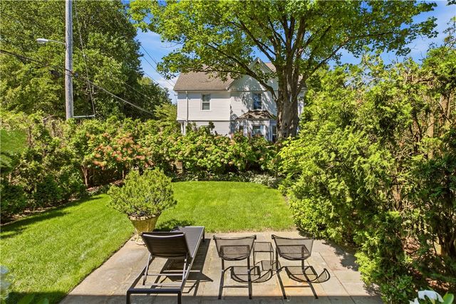 83 Malbone Road, Newport, RI 02840