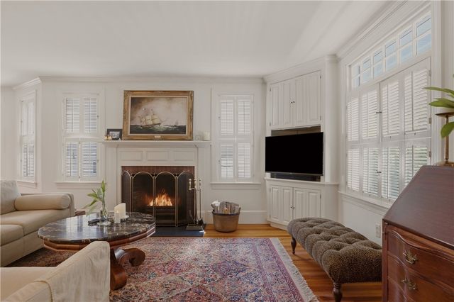 83 Malbone Road, Newport, RI 02840