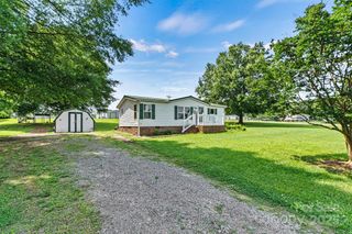 338 Hickory Grove Road, Harmony, NC 28634
