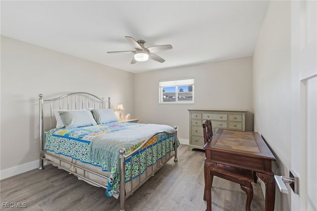 6807 Azalea LN, Fort Myers, FL 33919