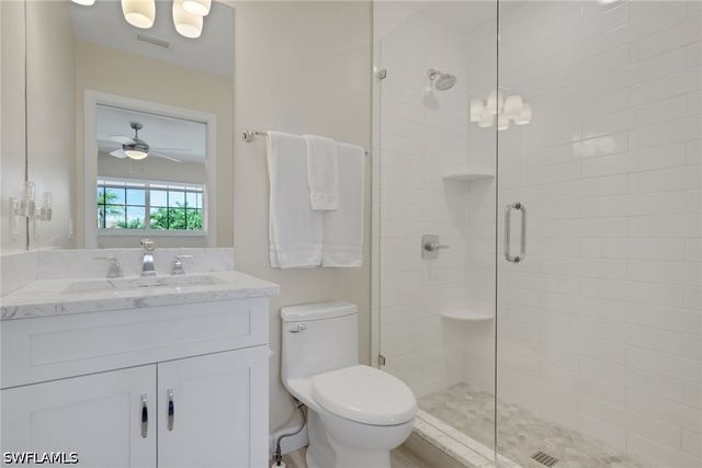 230 3rd AVE S 4, Naples, FL 34102