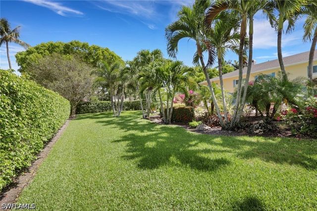 230 3rd AVE S 4, Naples, FL 34102