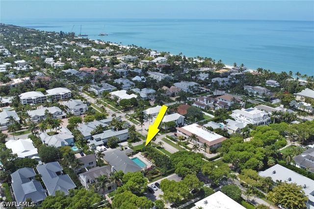 230 3rd AVE S 4, Naples, FL 34102