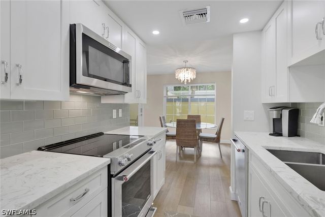 230 3rd AVE S 4, Naples, FL 34102