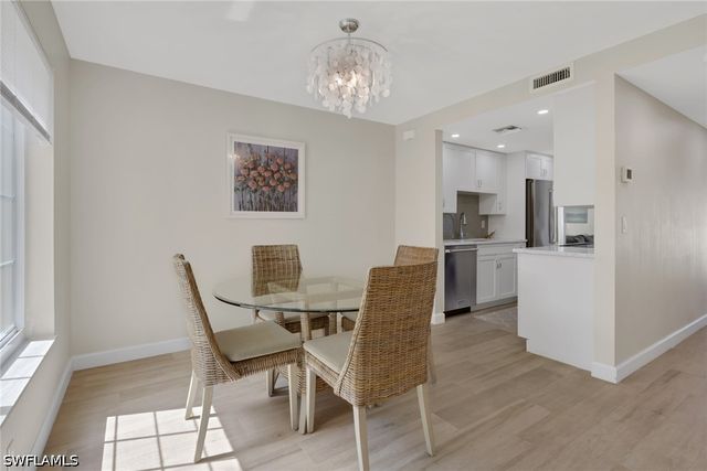 230 3rd AVE S 4, Naples, FL 34102