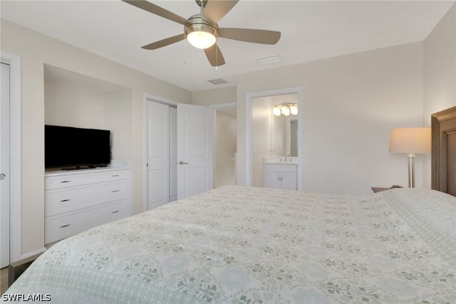 230 3rd AVE S 4, Naples, FL 34102
