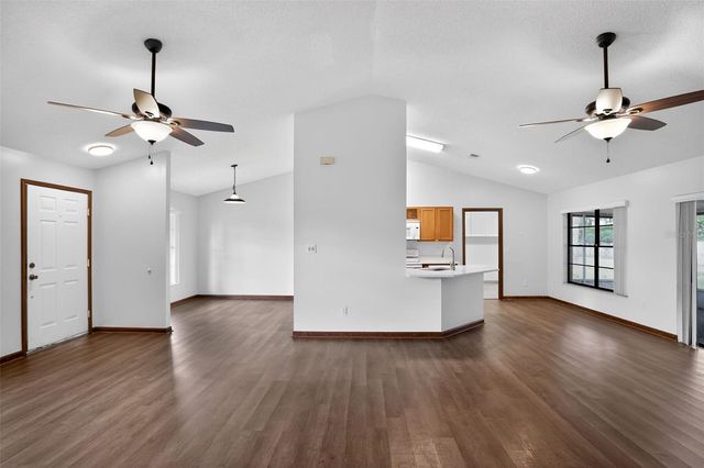 2763 PELHAM CIRCLE, Deltona, FL 32738