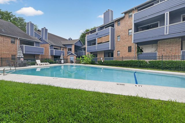 2500 Burleson RD 615, Austin, TX 78741