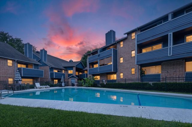 2500 Burleson RD 615, Austin, TX 78741