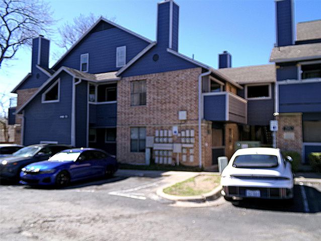 2500 Burleson RD 615, Austin, TX 78741