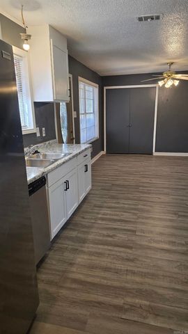 9906 Ramona Drive, Little Rock, AR 72209