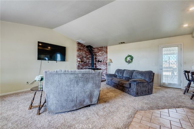 8650 Cowberry, Phelan, CA 92371