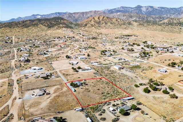 8650 Cowberry, Phelan, CA 92371