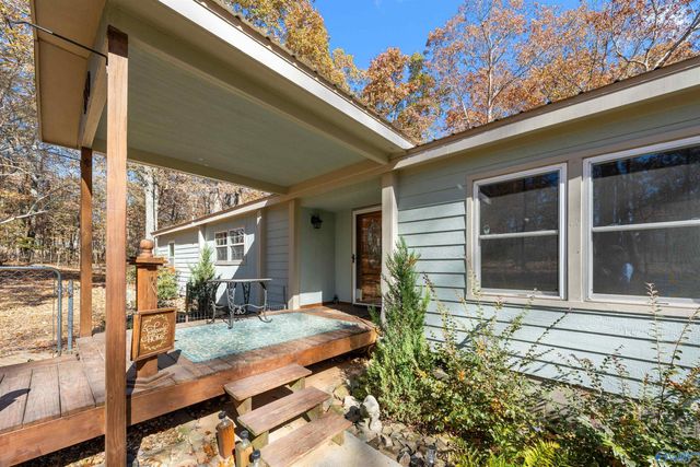 249 Laurel Lane, Gurley, AL 35748