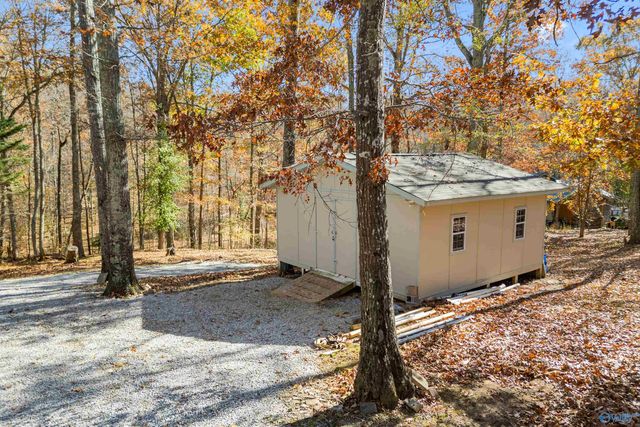 249 Laurel Lane, Gurley, AL 35748