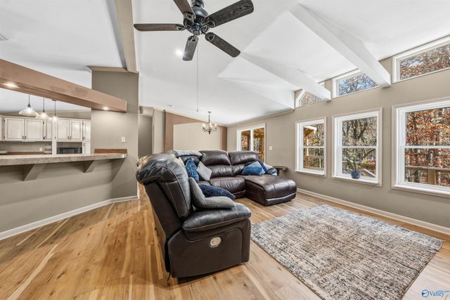 249 Laurel Lane, Gurley, AL 35748