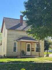 708 Freeman, Charles City, IA 50616