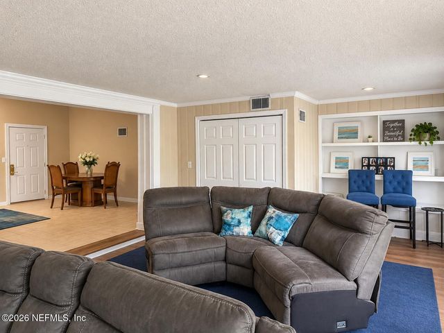 5414 FLORAL BLUFF Road, Jacksonville, FL 32211