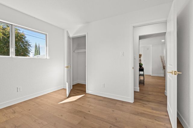 304 Brentwood Dr, Roseville, CA 95678