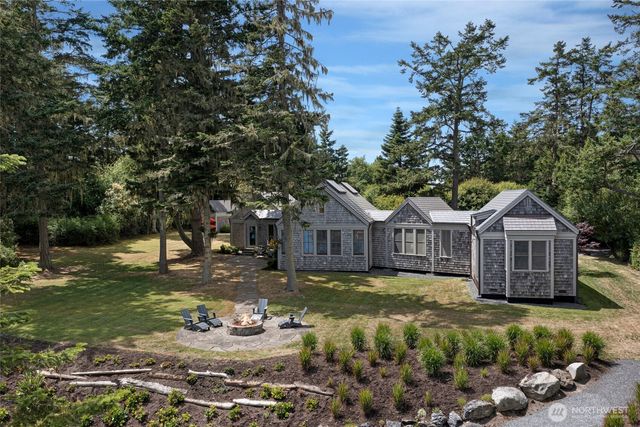 16 Bayshore Road, Friday Harbor, WA 98250