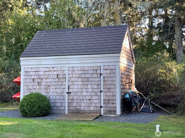 16 Bayshore Road, Friday Harbor, WA 98250