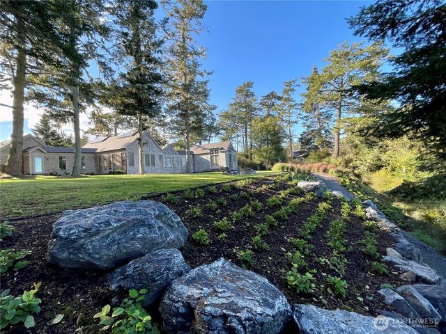 16 Bayshore Road, Friday Harbor, WA 98250