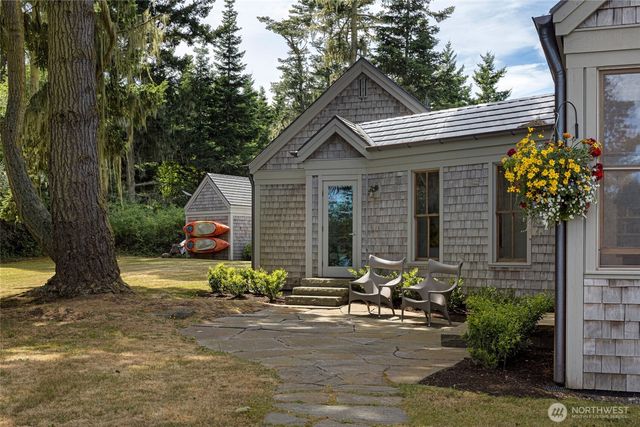 16 Bayshore Road, Friday Harbor, WA 98250