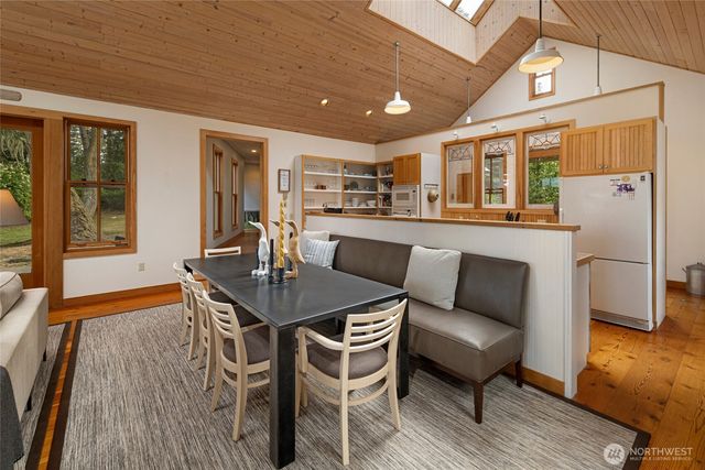 16 Bayshore Road, Friday Harbor, WA 98250