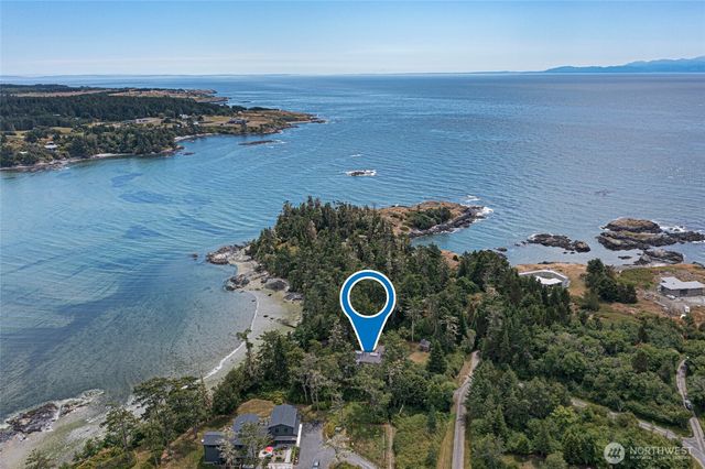 16 Bayshore Road, Friday Harbor, WA 98250