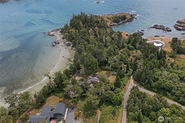 16 Bayshore Road, Friday Harbor, WA 98250