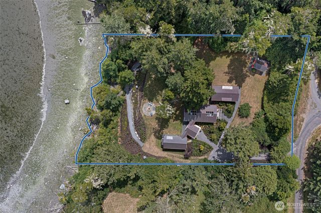 16 Bayshore Road, Friday Harbor, WA 98250