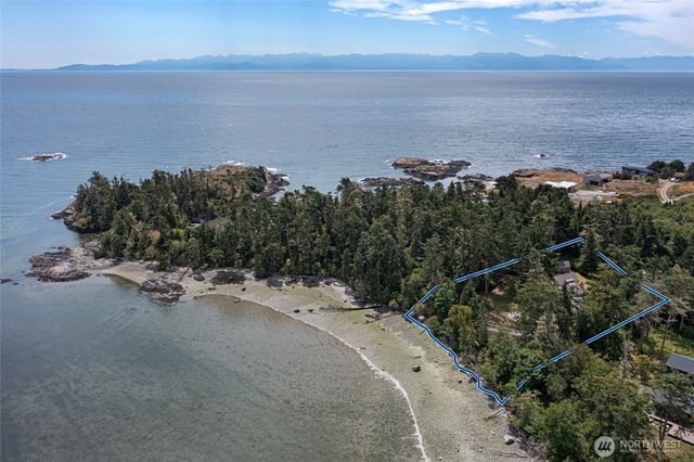 16 Bayshore Road, Friday Harbor, WA 98250