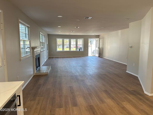 4B Winthrop Place 55, Whiting, NJ 08759