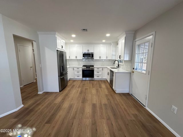 4B Winthrop Place 55, Whiting, NJ 08759