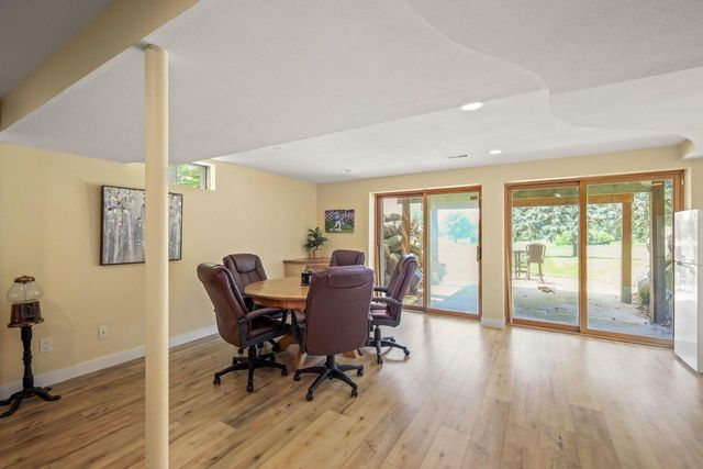 6624 Chestnut Circle, Windsor, WI 53598
