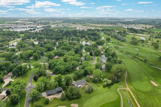 6624 Chestnut Circle, Windsor, WI 53598