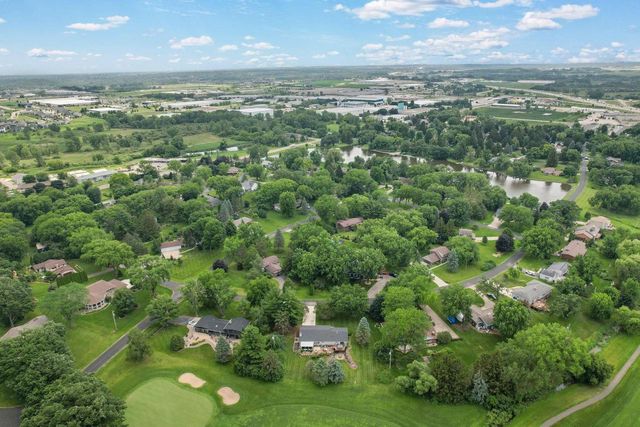 6624 Chestnut Circle, Windsor, WI 53598