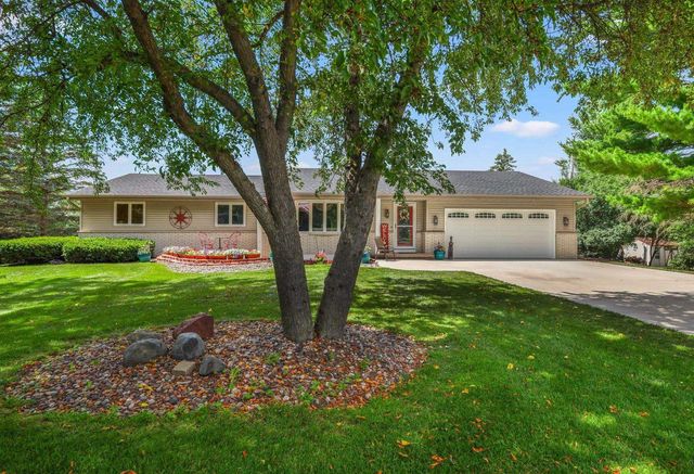6624 Chestnut Circle, Windsor, WI 53598