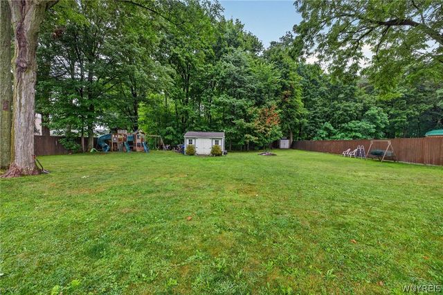 11622 East Avenue, Marilla, NY 14102