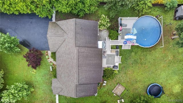 11622 East Avenue, Marilla, NY 14102