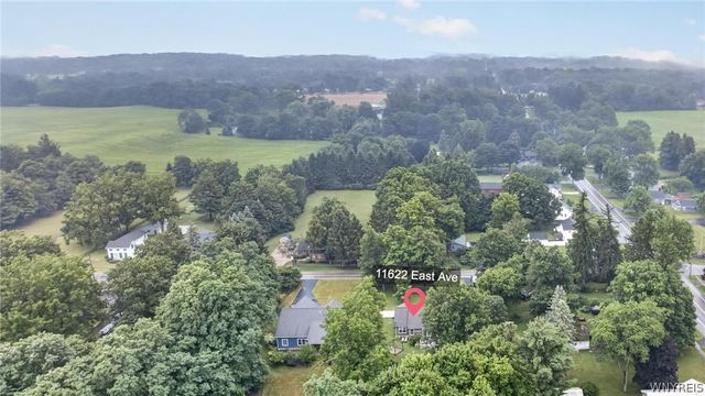 11622 East Avenue, Marilla, NY 14102