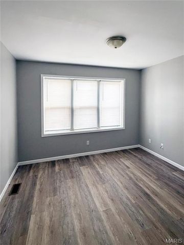 3656 Bates Street, St Louis, MO 63116